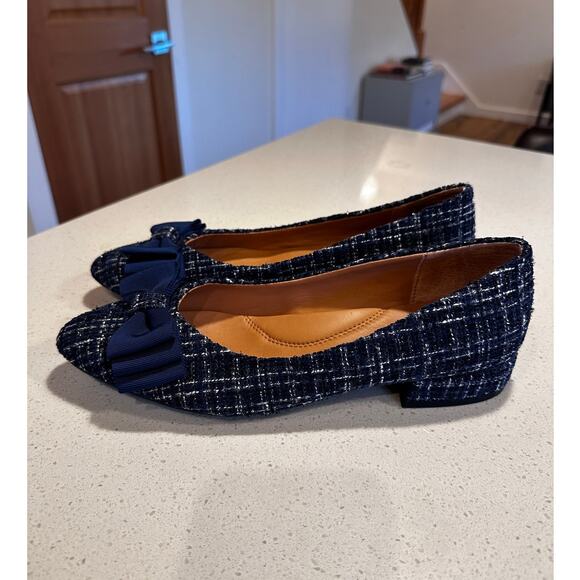 Kenneth Cole Women's Size 10 Navy Atlas Tweed Pointed Toe Flats. Retails $150 - Picture 4 of 8